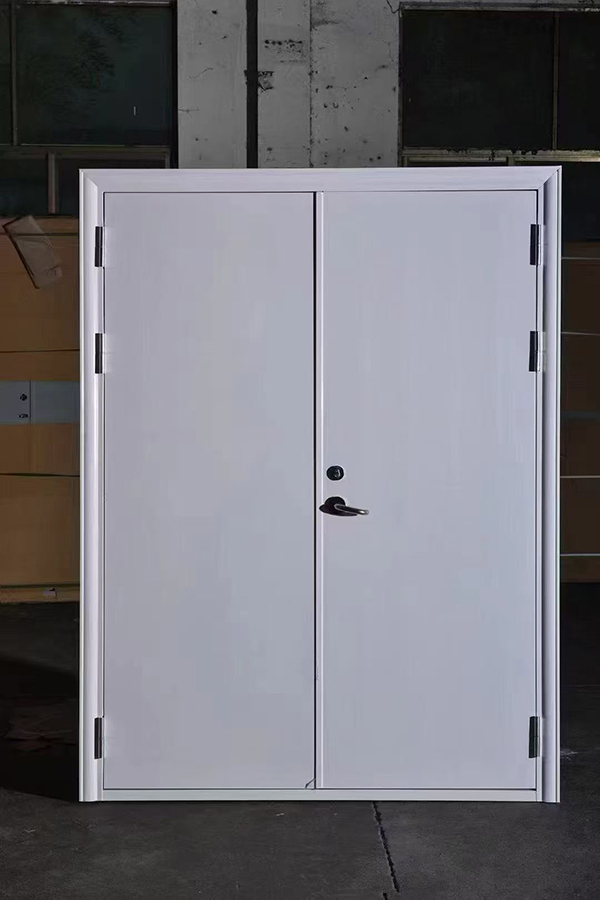 酒店项目完成公共区域崇信防火门布设