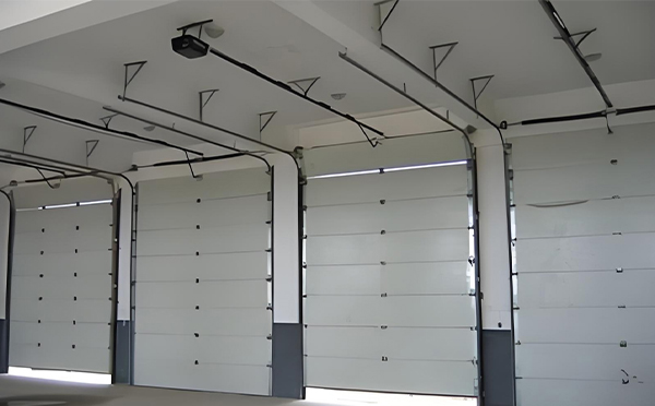 崇信工业门定制需求升温——百安科技11月聚焦智能化与安全性能升级 崇信工业门定制需求升温——百安科技11月聚焦智能化与安全性能升级